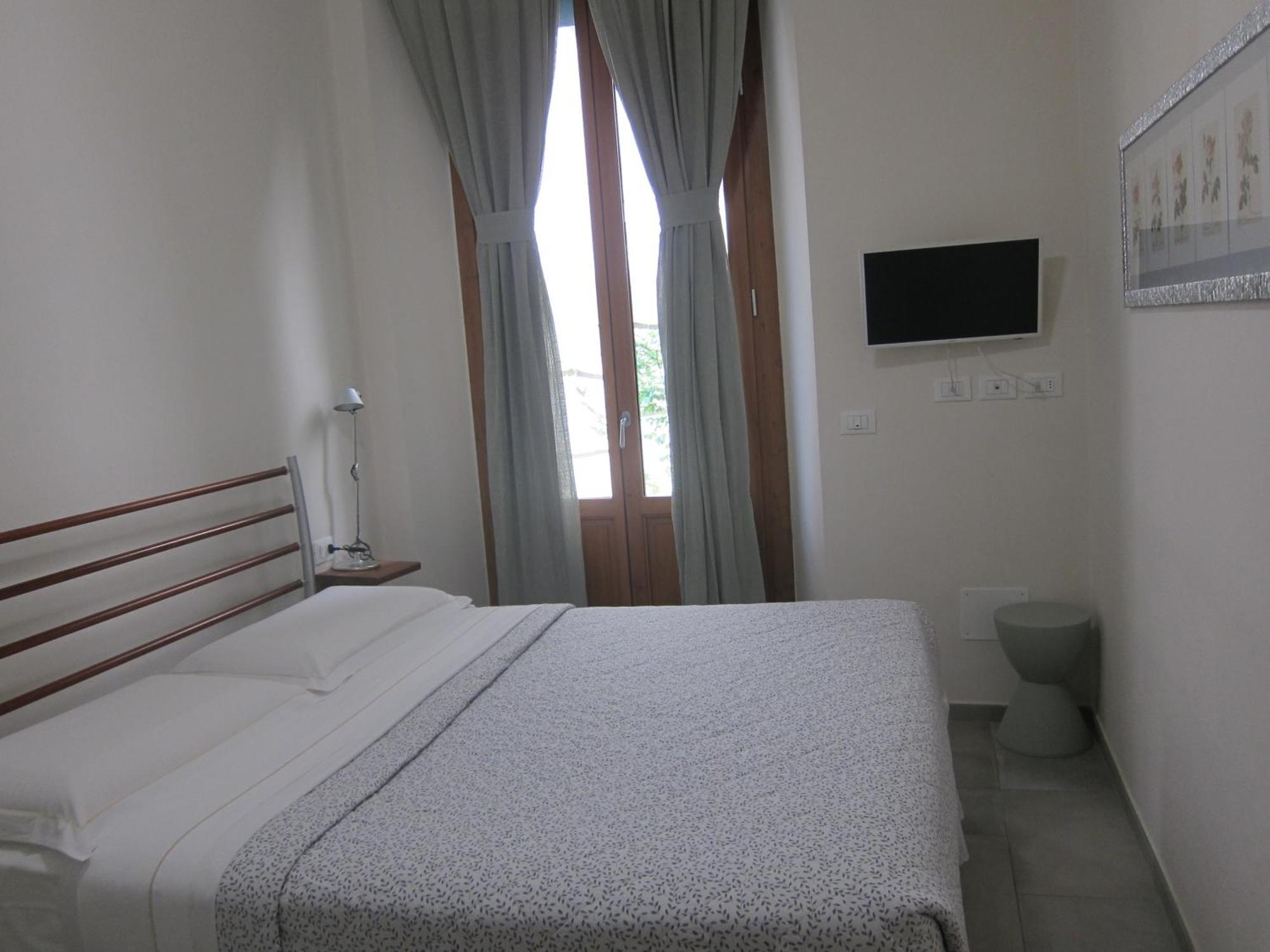 Bed and Breakfast A Casa Di Enrico E Luzme Florencia Exterior foto
